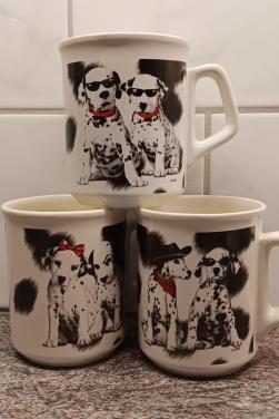 3 nieuwe leuke WALT DISNEY DALMATIERS MOKKEN/BEKERS