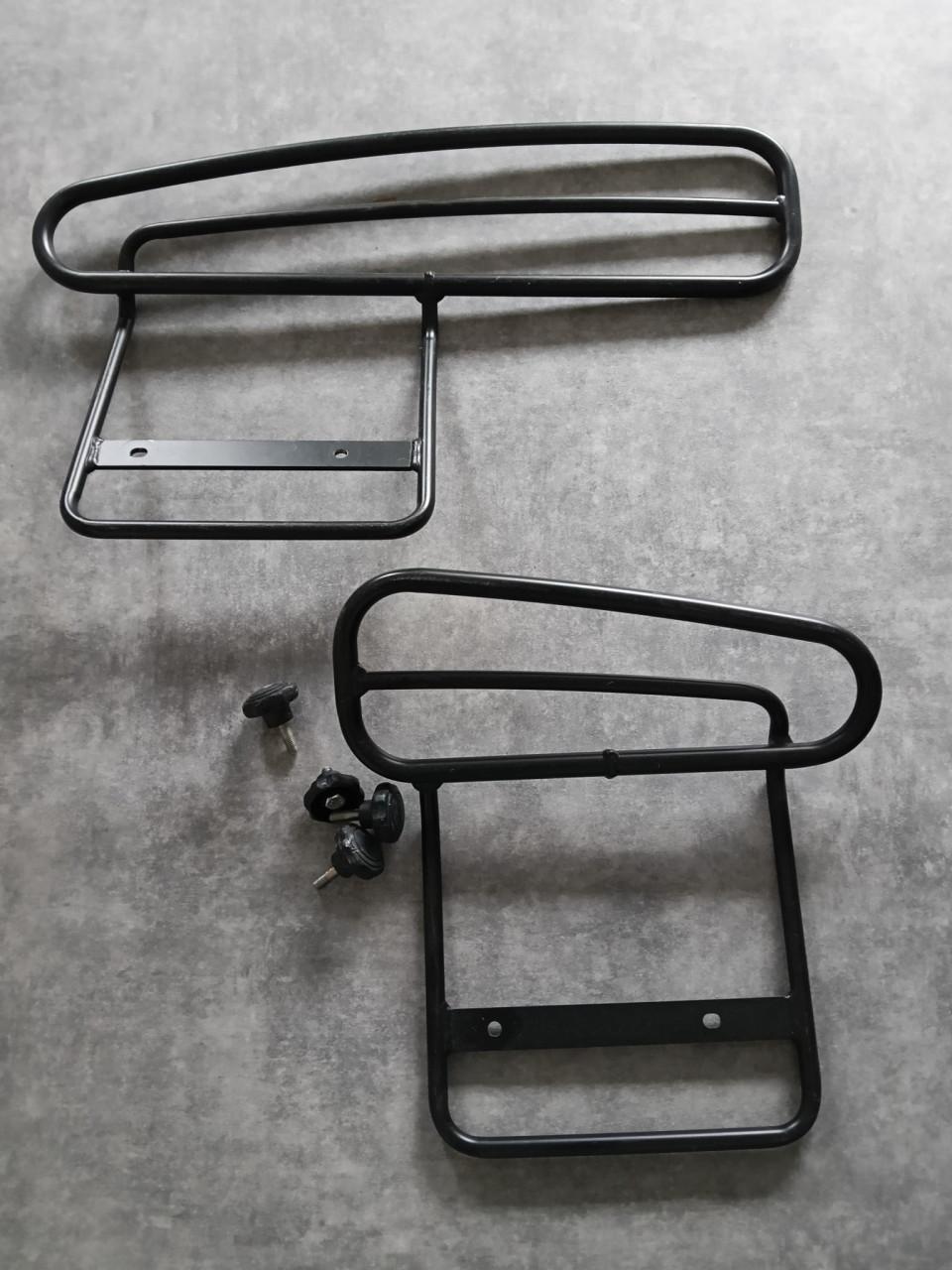 Honden autorek voor een Volvo s40