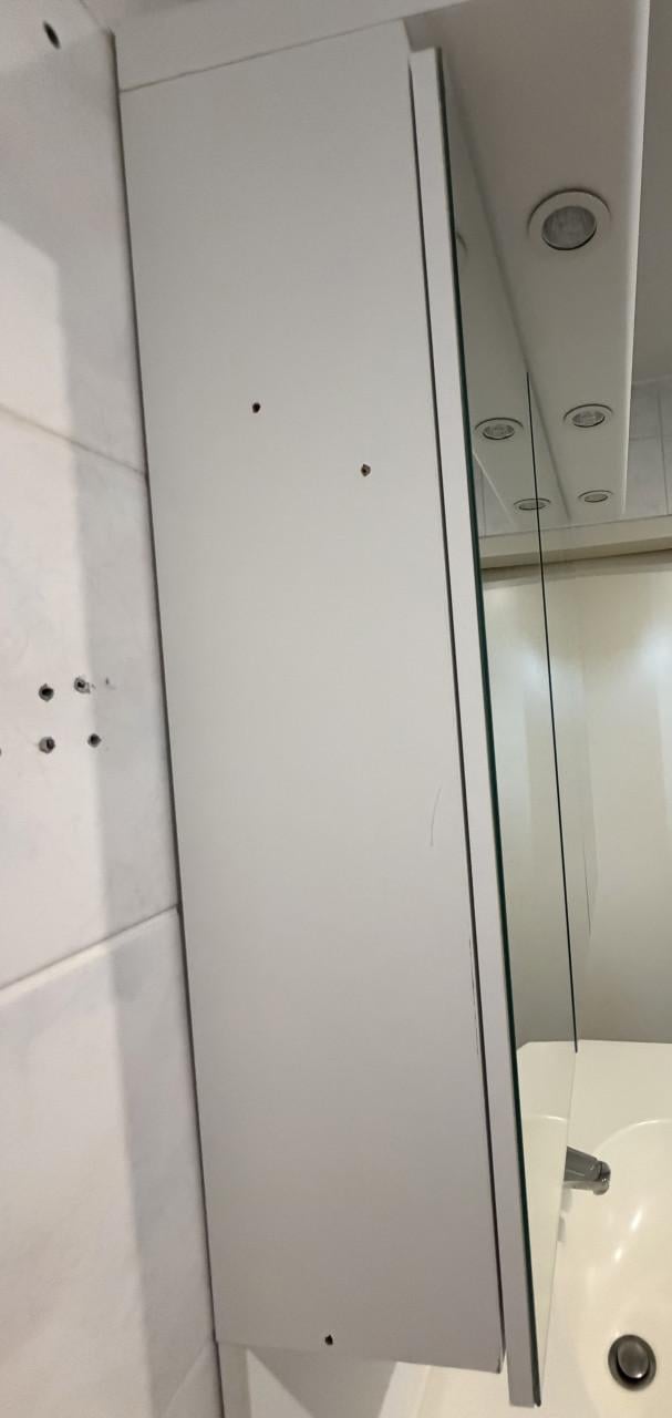 Detremmerie spiegelkast met verlichting en glazen planken