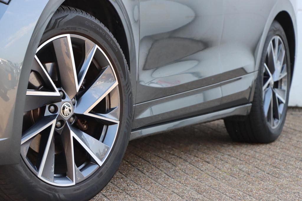 Skoda Enyaq Iv 60 sportline 180pk | soh 93,7% |
