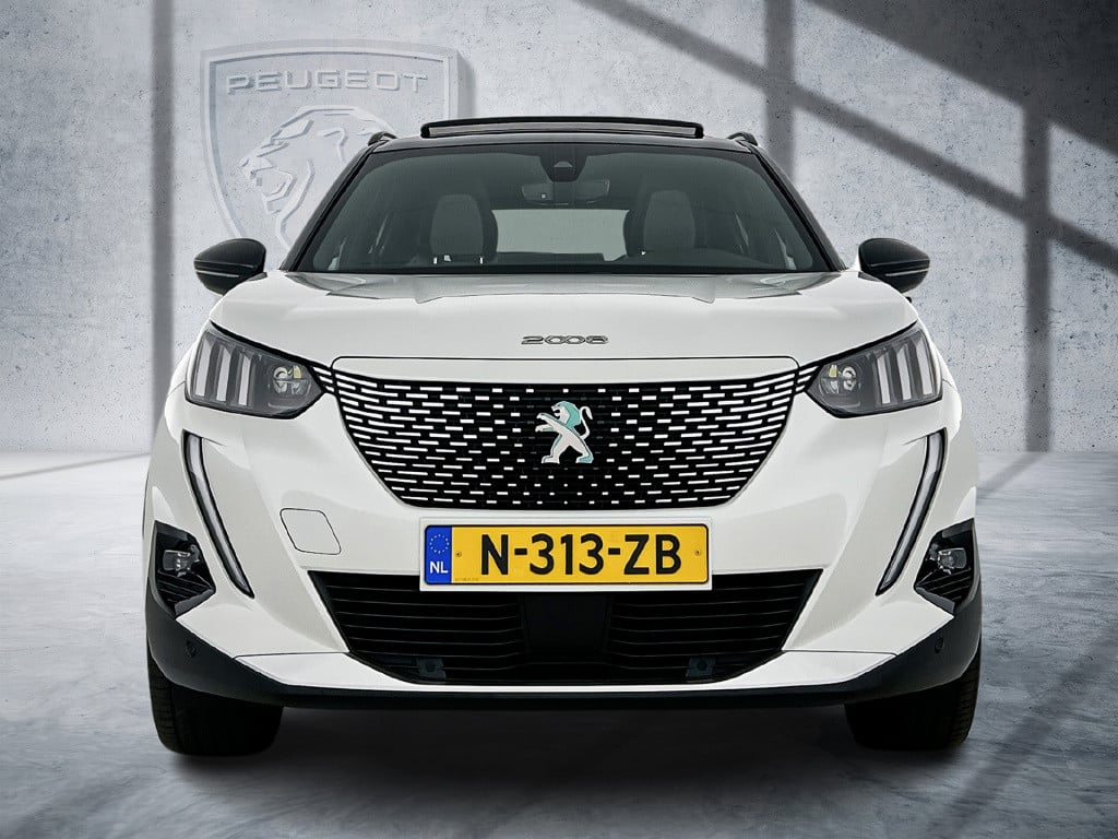 Peugeot E-2008 ev gt pack 50 kwh | rijklaar | trekhaak | panorama dak | sto