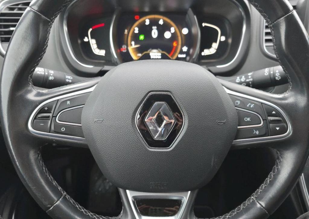 Renault Grand Scenic 1.3 tce 140 intens 5p - trekhaak