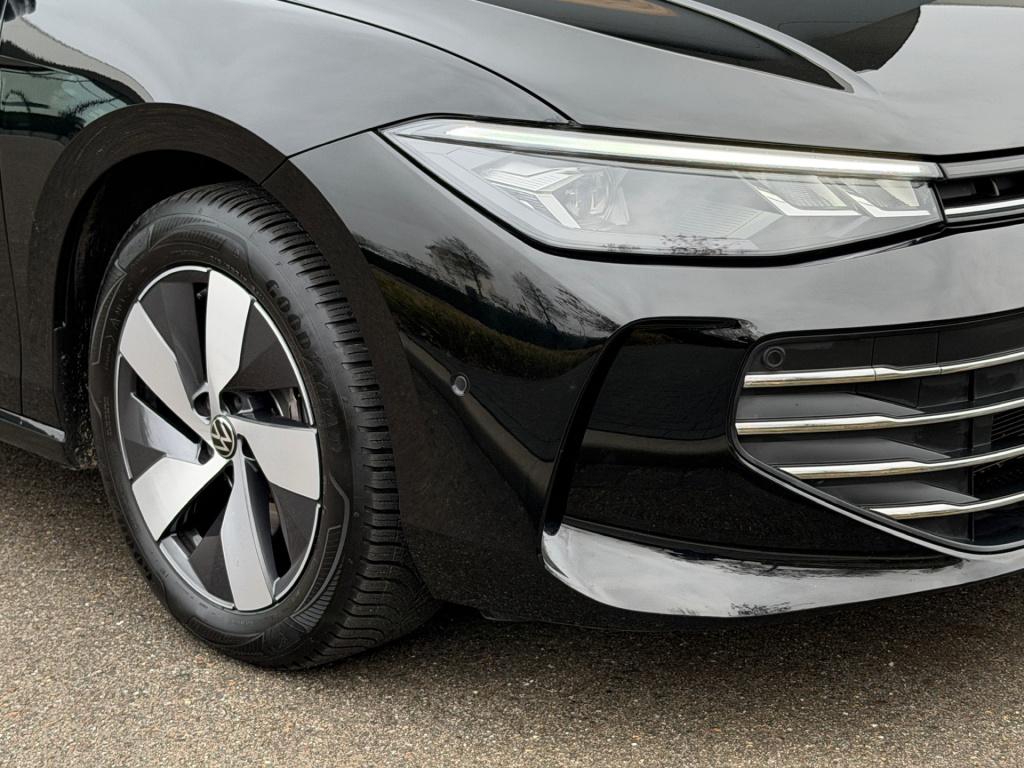 Volkswagen Passat variant 1.5 ehybrid business | trekhaak | alcantara | hea