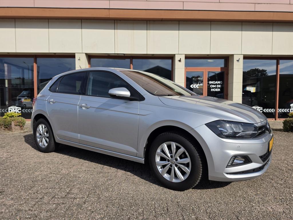 Volkswagen Polo 1.0 tsi highline business r | clima | acc | navi |apple car