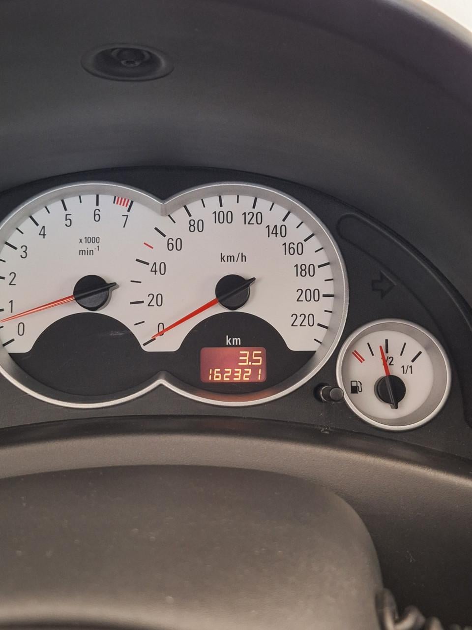 Te koop Opel Tigra TwinTop 1.4 16v Sport!!!