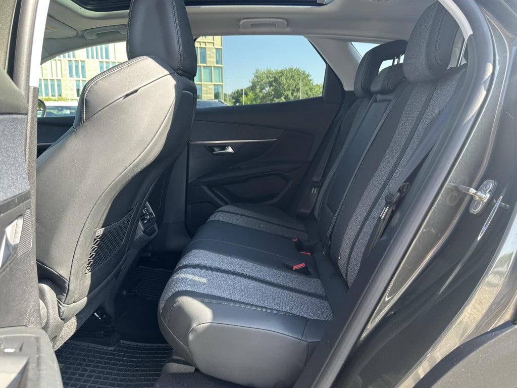 Peugeot 3008 1.2 puretech crossway