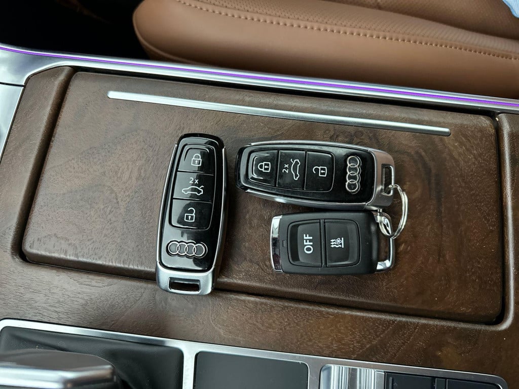 Audi A6 avant 50 tdi pro line plus luchtvering acc pano massage b&o
