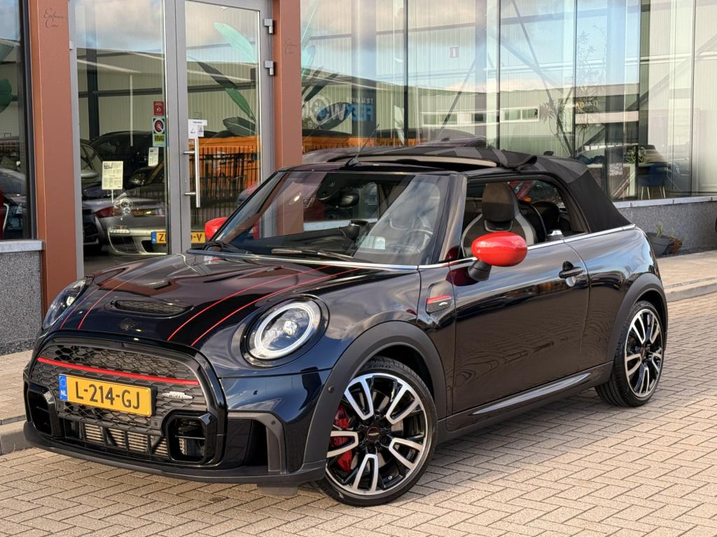 Mini Cooper Cabrio 2.0 john works essential | 231pk | acc | dab | head-up |
