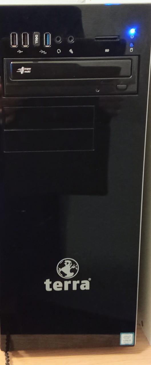 Terra desktop computer