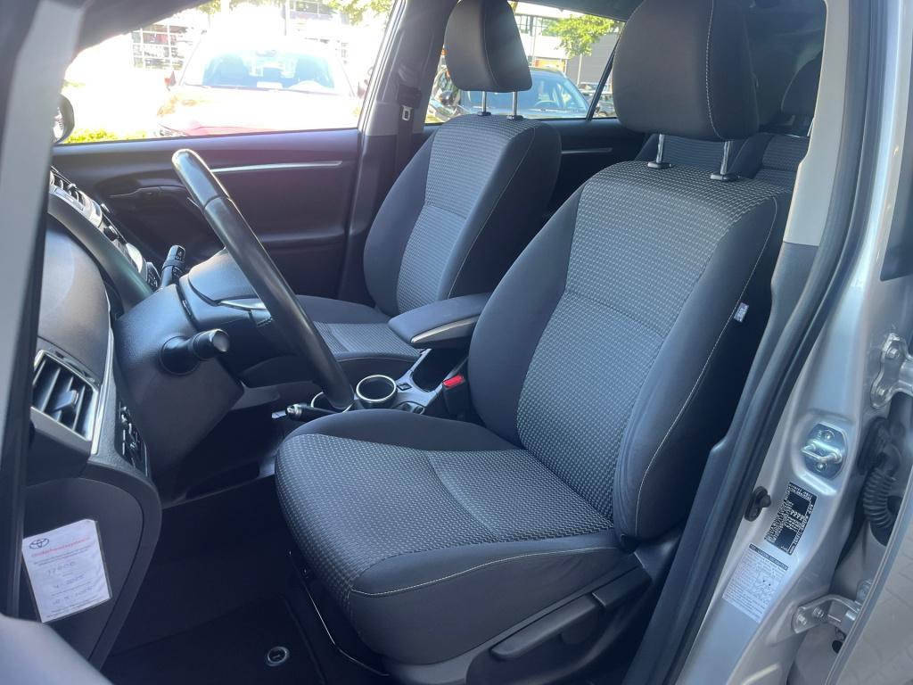 Toyota Corolla Verso 1.8 vvt-i dynamic business|7-persoons|trekhaak|rijklaa