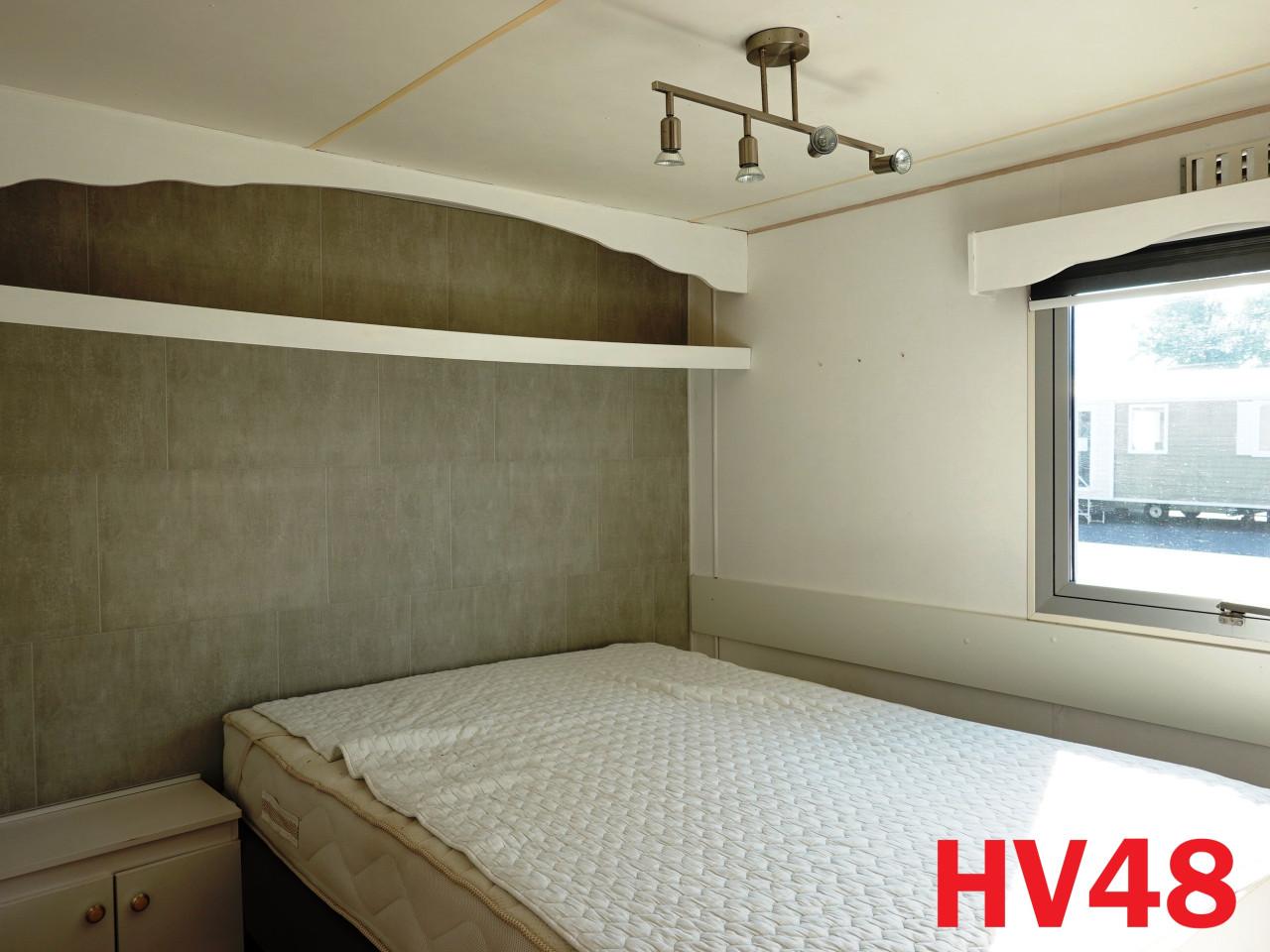 Betaalbare stacaravan met dubbel glas en 2 slaapkamers te koop