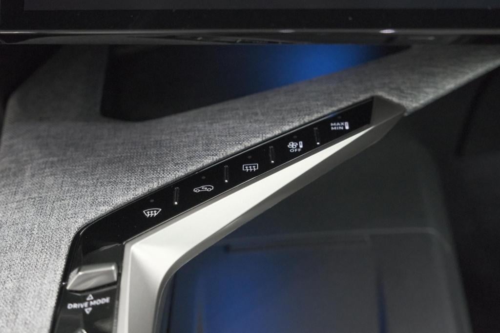 Peugeot 3008 1.2 hybrid 145 gt | elektrische kofferklep | camera | adaptiev
