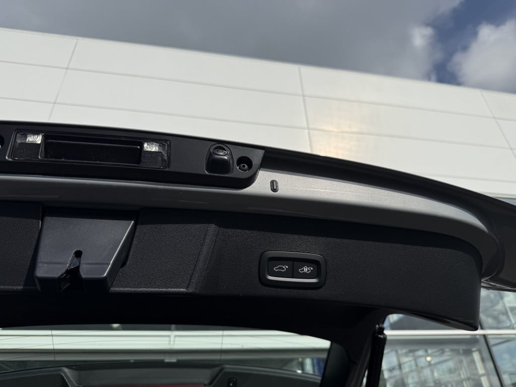 Volvo Ex40 extended range plus dark | extra getint glas | dak contrasterend
