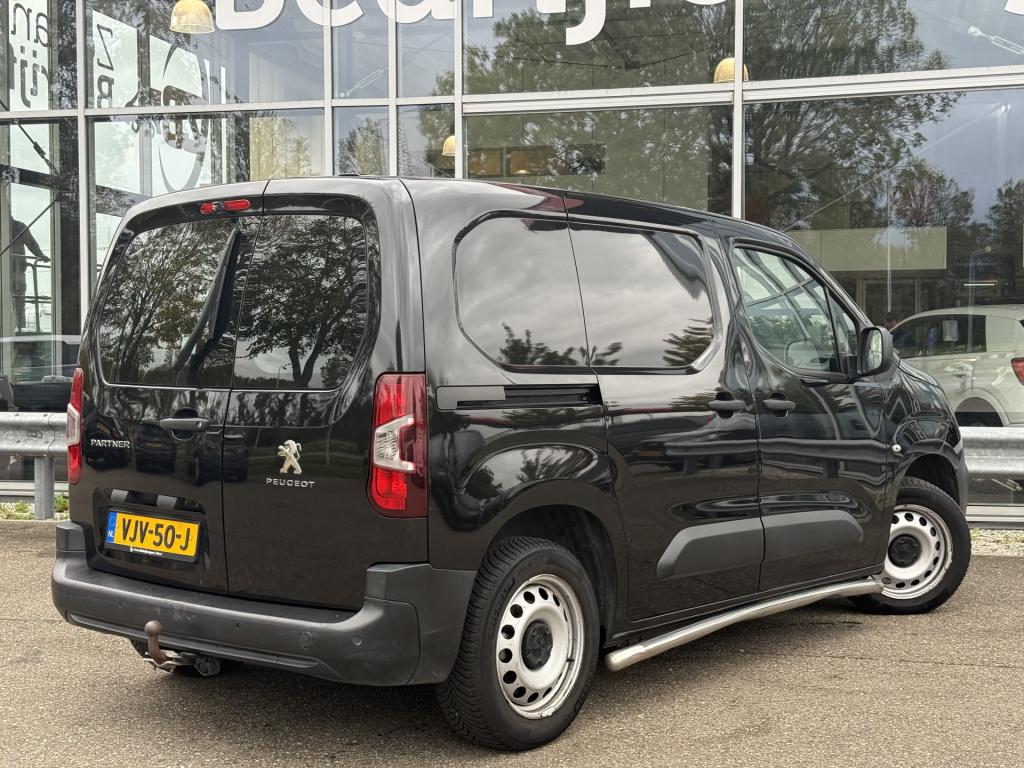 Peugeot Partner 1.5 bluehdi premium | trekhaak | navi | carplay | camera | 