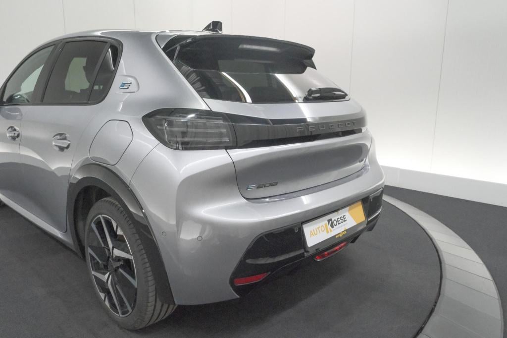 Peugeot 208 ev gt 54 kwh | 95,7% soh | 11 kw lader | 360 camera | alcantara