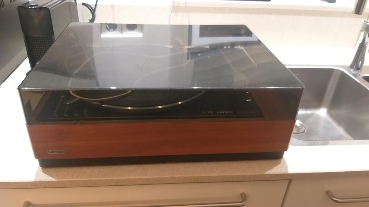 Lenco L78 platenspeler