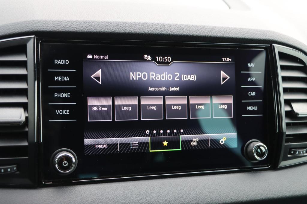 Skoda Karoq 1.5 tsi sportline 150pk dsg7 voor+achterbankverwarming | stuurv