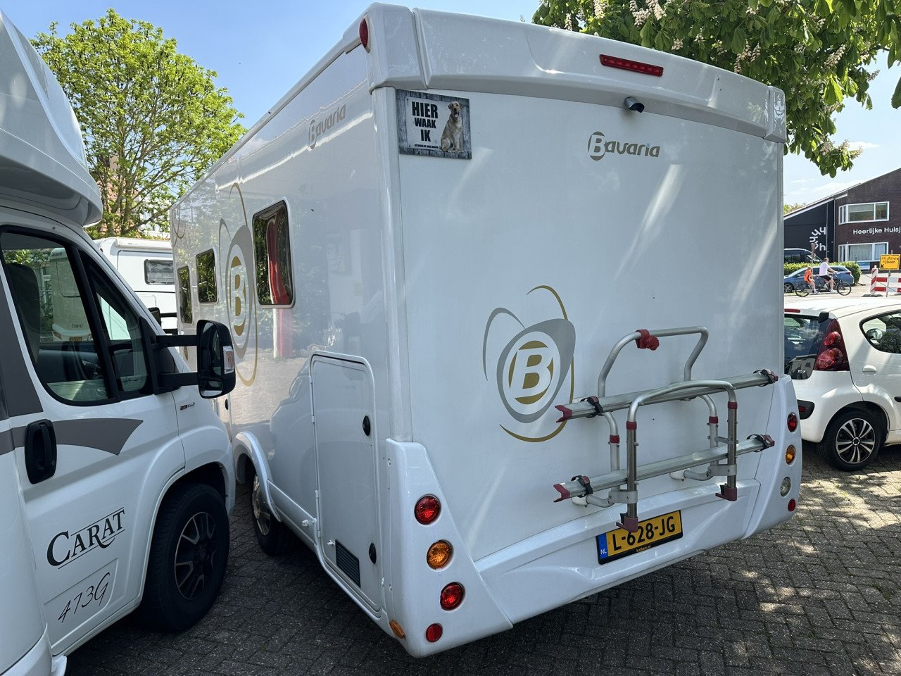 Bavaria T073XLC 2011 slechts 80.008km! 4pers queens bed, jaar APK, garantie