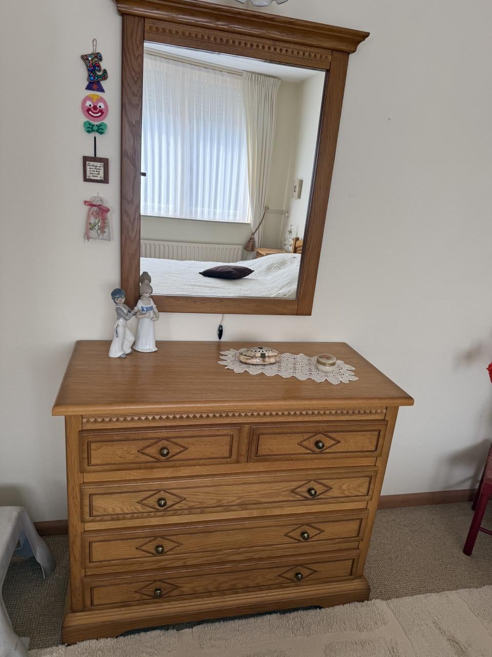 Eikenhouten Commode/Ladenkast met spiegel. Perfecte staat.