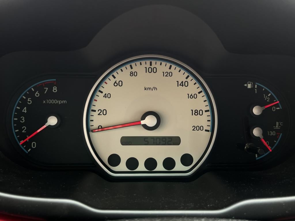 Hyundai I 10 1.25i i-catcher | meeneemprijs met nieuwe apk | radio | airco 