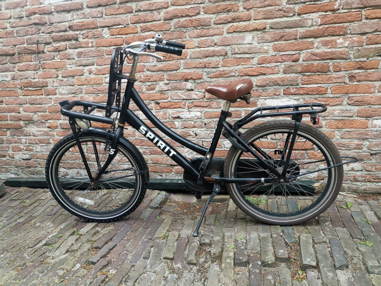 Zwarte Spirit Fiets 22 inch