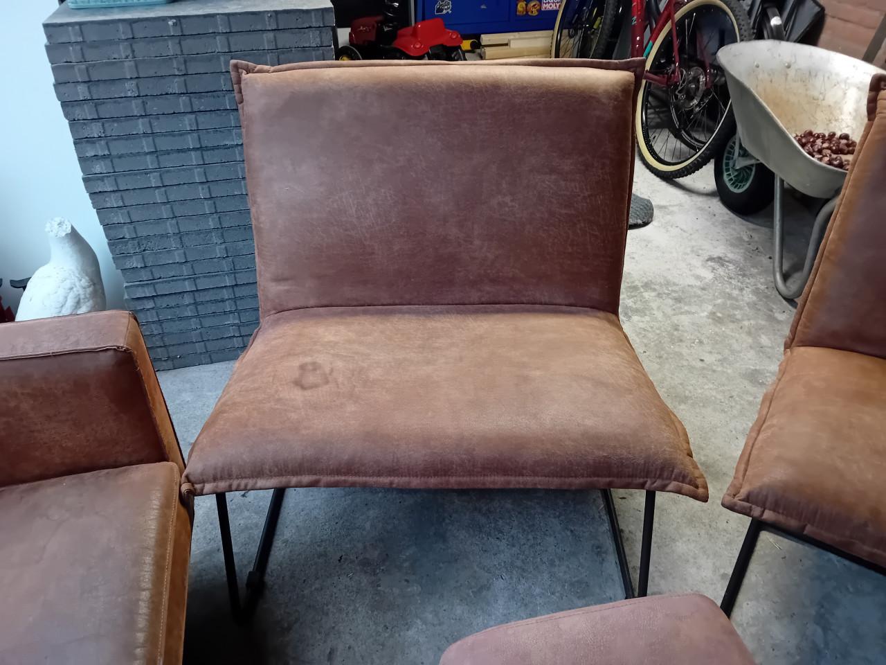 Bank + stoelen + hocker