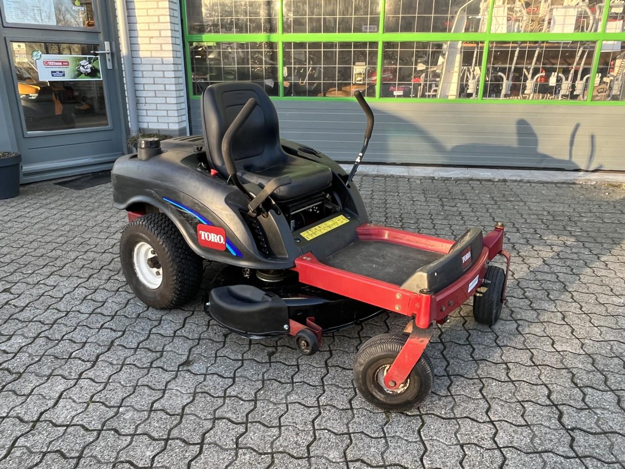 Toro zero turn zitmaaier