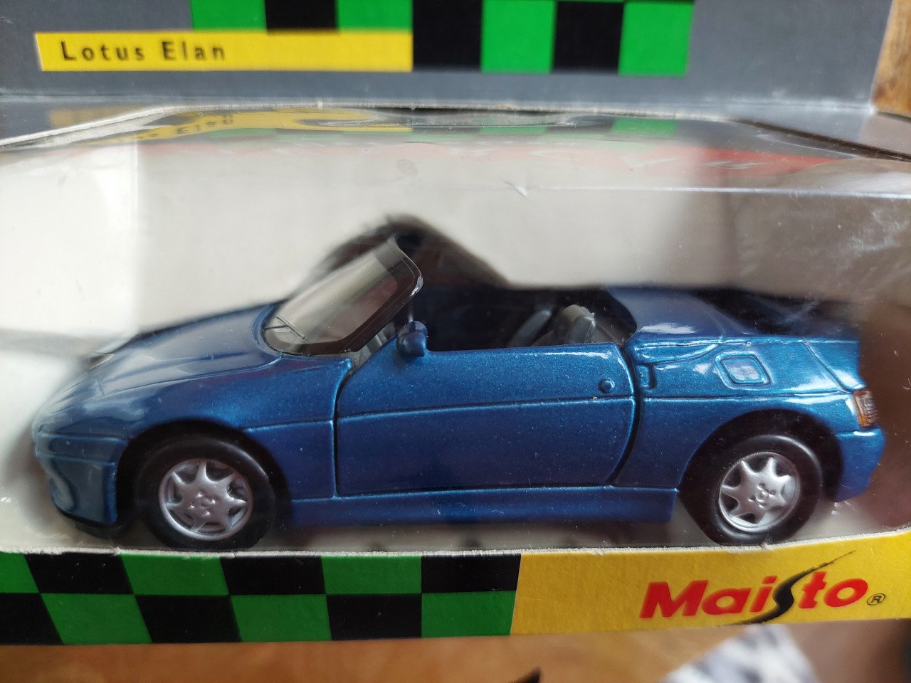 Maisto Lotus Elan modelauto