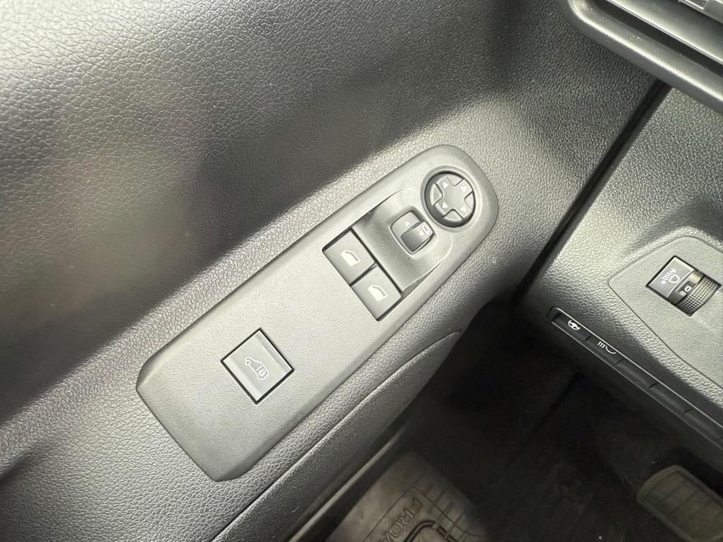 Toyota Proace city electric challenger 50 kwh