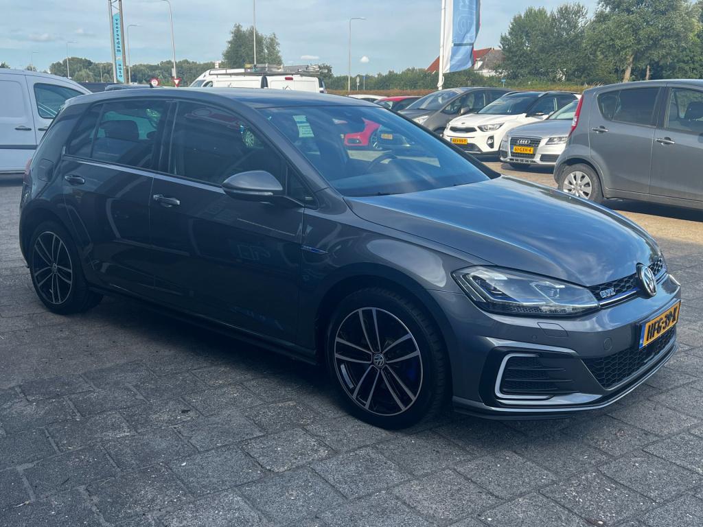 Volkswagen Golf 1.4 tsi phev gte elektr. schuif/kanteldak, winterpakket enz