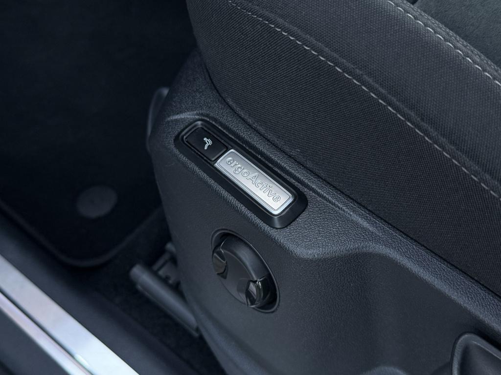 Volkswagen Tiguan 2.0 tsi 4motion highline | pano | acc | carplay | rijklaa