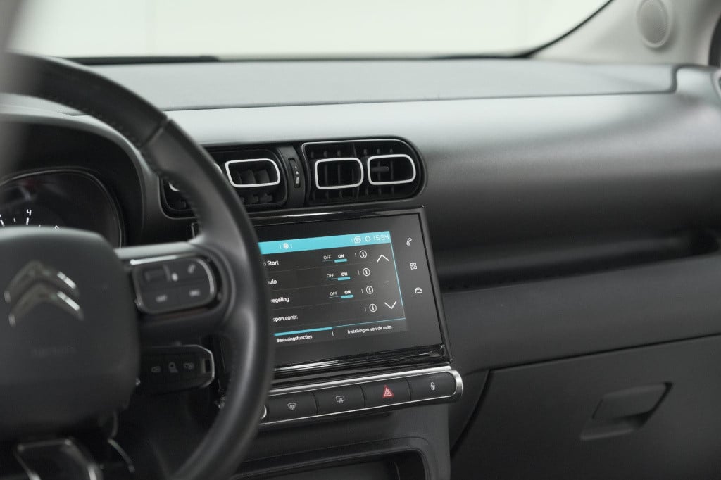 Citroen C3 Aircross puretech 110 feel | navigatie | parkeersensoren | clima