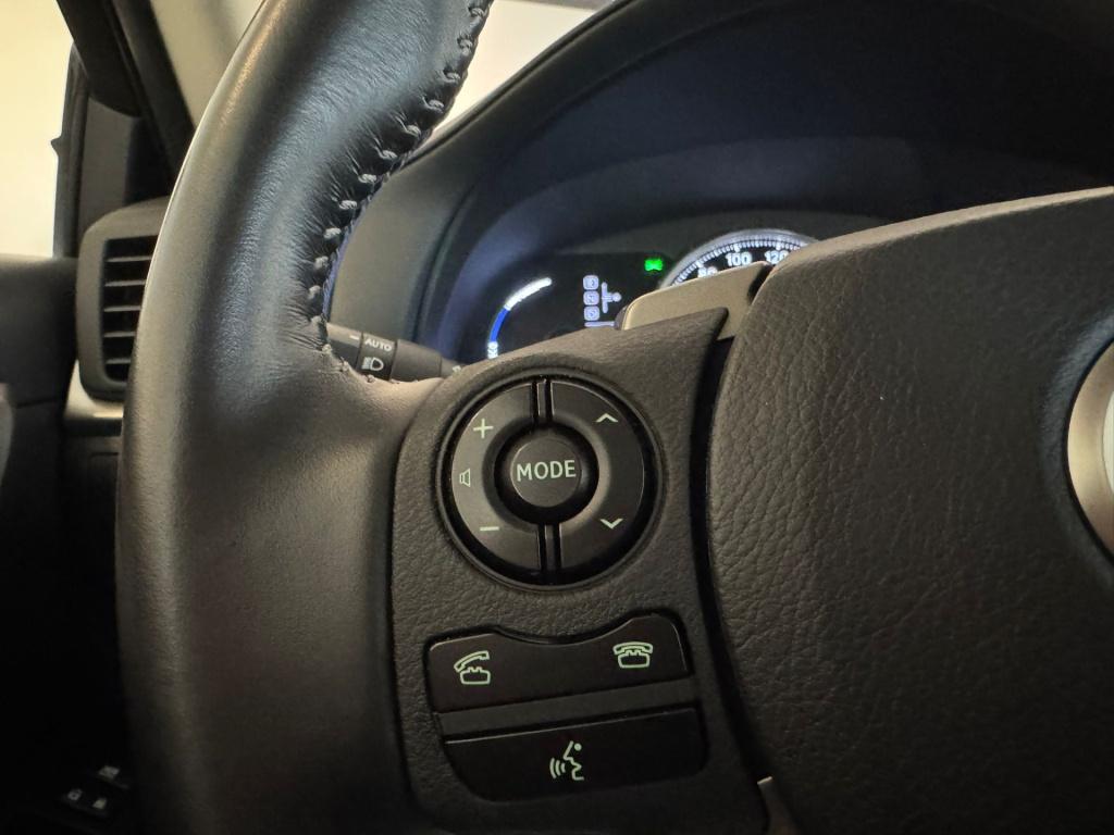 Lexus Ct 200h ultimate edition