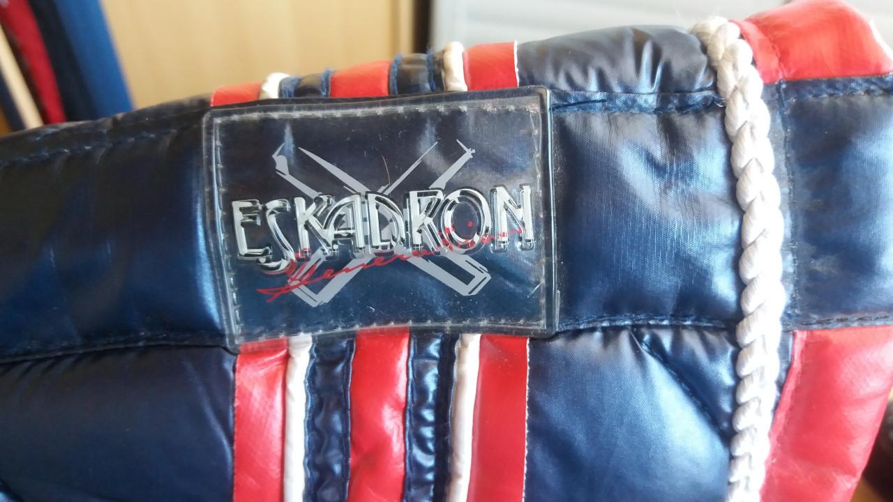 Eskadron dekje nieuw