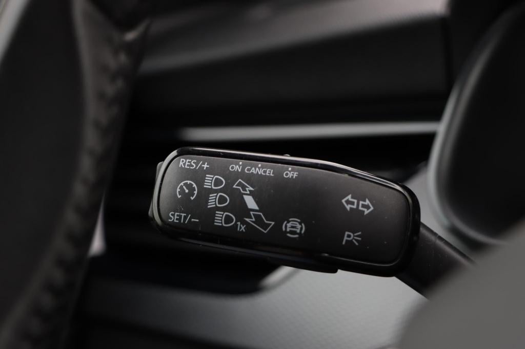 Skoda Kamiq 1.0 tsi ambition 110pk