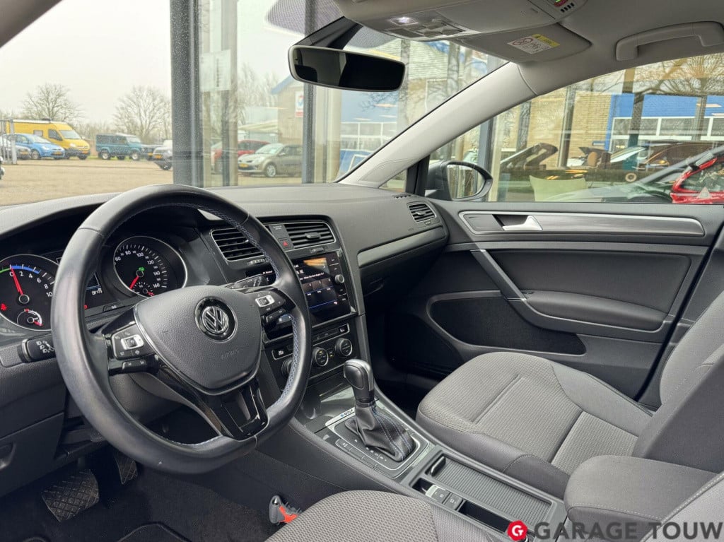 Volkswagen E-golf e-dition 35,8 kwh warmtepomp