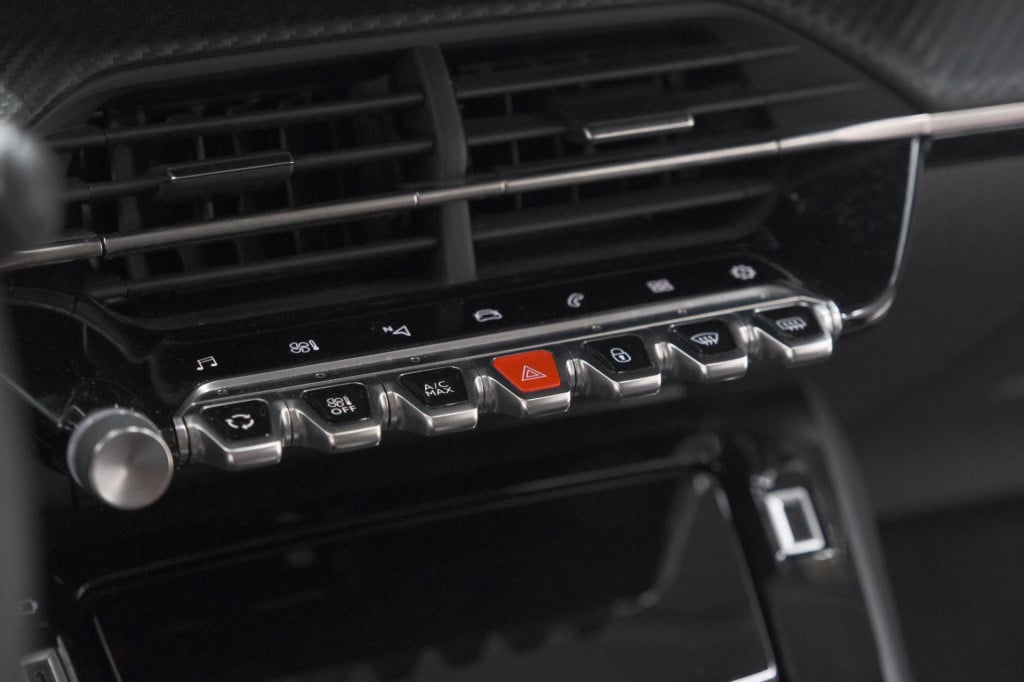 Peugeot 208 puretech 100 eat8 allure pack | camera | navigatie | apple carp