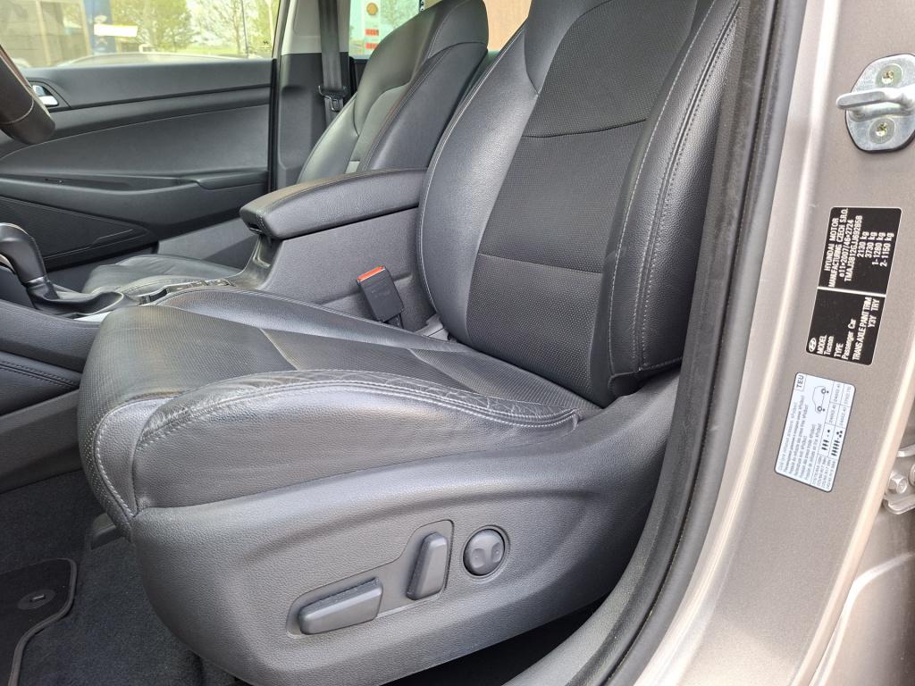 Hyundai Tucson 1.6 t-gdi 177 pk automaat | lederen bekleding | trekhaak |st