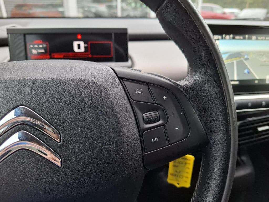 Citroen C4 Cactus 1.2 vti shine clim/nav/cam/lmv