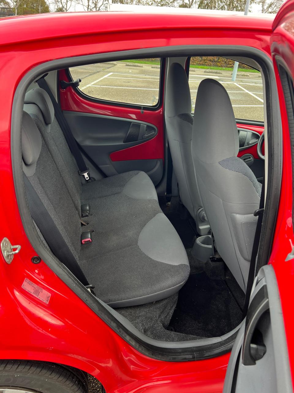 Peugeot 107 1.0 12V 5DR 2007 NIEUWE APK