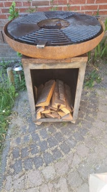 Bbq en vuurschaal inéén
