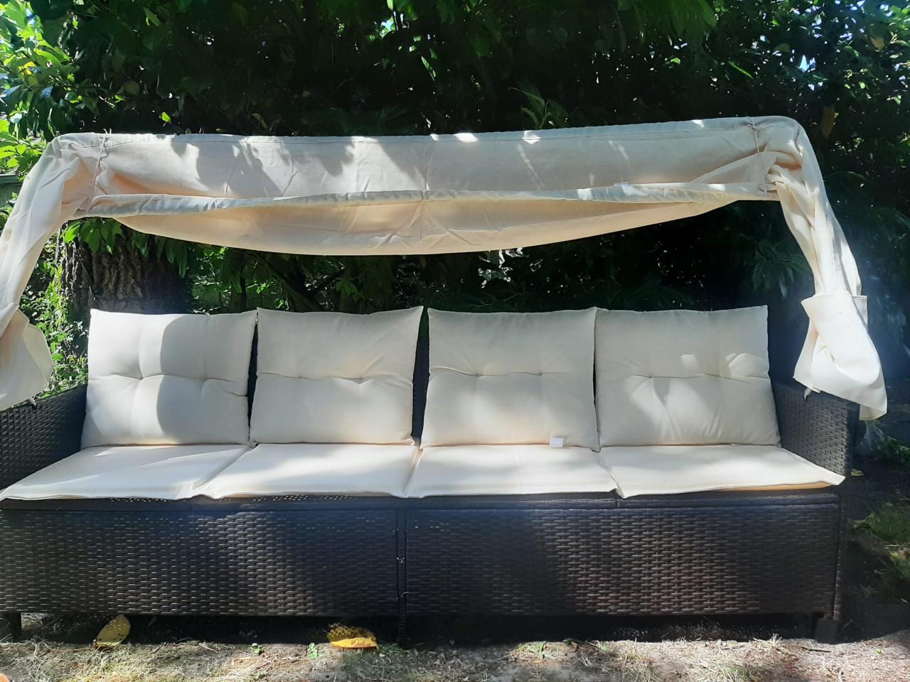 Tuinbank met gratis luifel