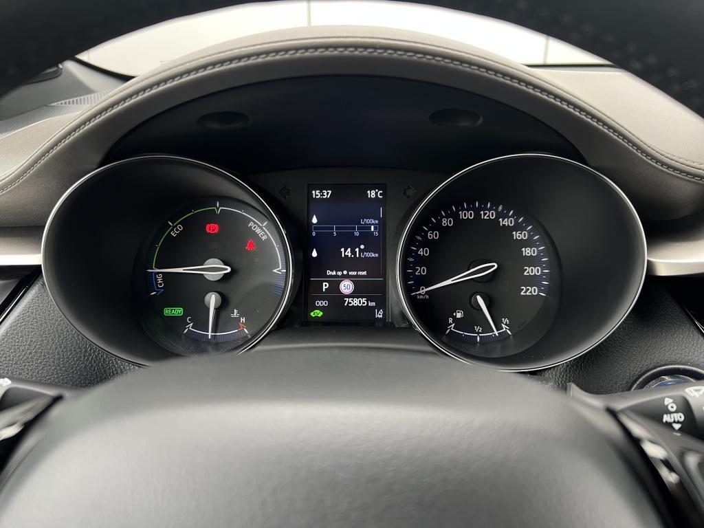 Toyota C-hr 2.0 hybrid executive