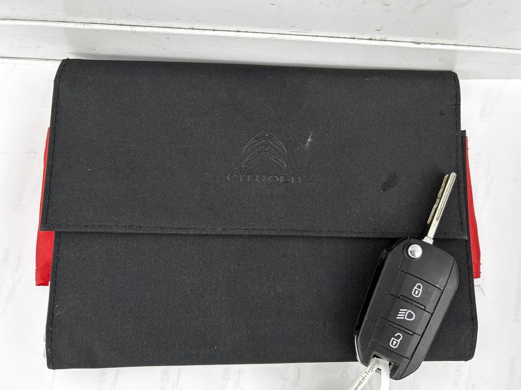 Citroen C3 110 pk business | rijklaar | stoelverwarming | panoramadak | tre