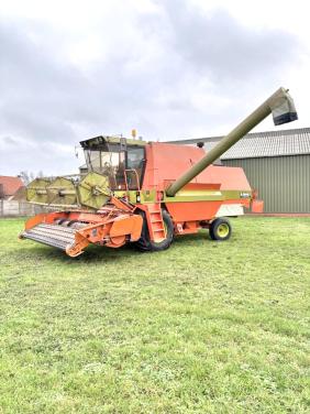 Dronningborg D 8000 S Combine