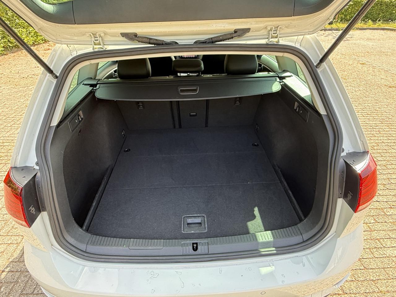 Volkswagen Golf - 1.0 TSI Highline