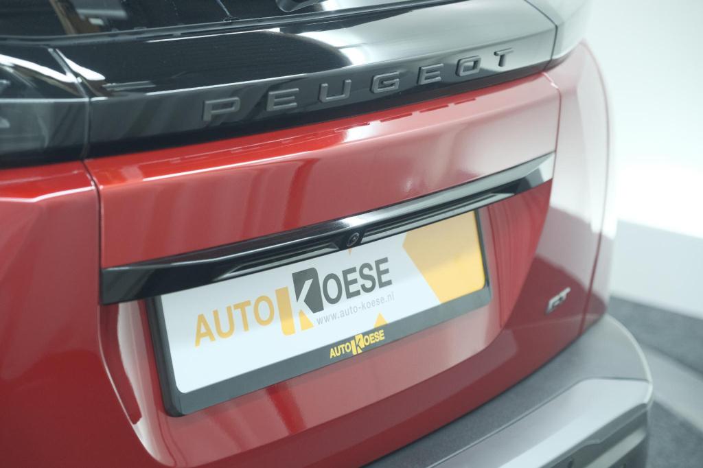 Peugeot 2008 puretech 130 eat8 gt | 360 camera | stoelmassage | adaptieve c