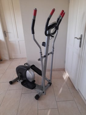 MPF Crosstrainer (werkt naar behoren) in goede staat