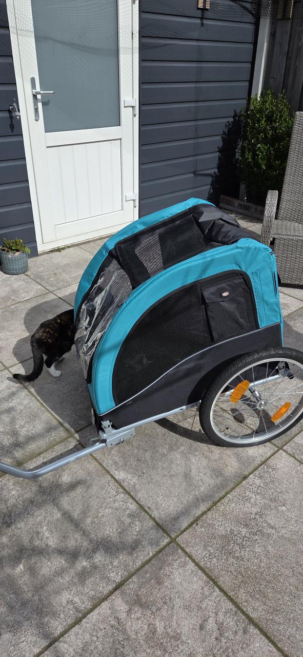 Hondenfietskar  merk Trixi( zo goed als nieuw)