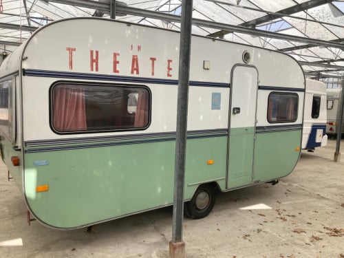 Retro caravan incl stalling